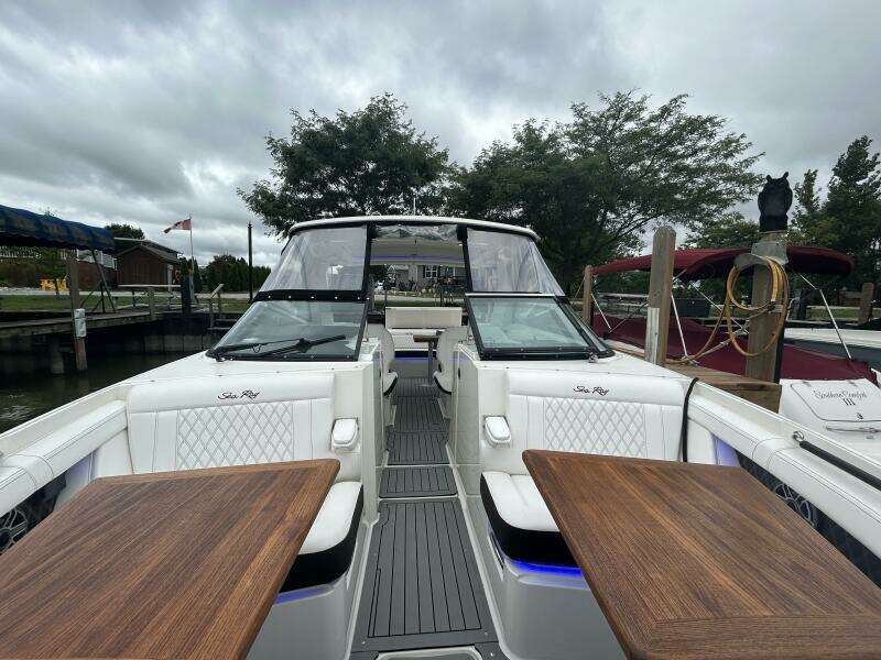 35ft Sea Ray Yacht For Sale