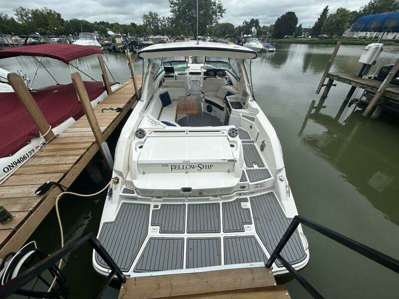 35ft Sea Ray Yacht For Sale