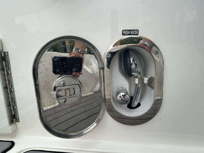 35ft Sea Ray Yacht For Sale