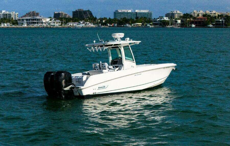 28ft Boston Whaler Yacht For Sale