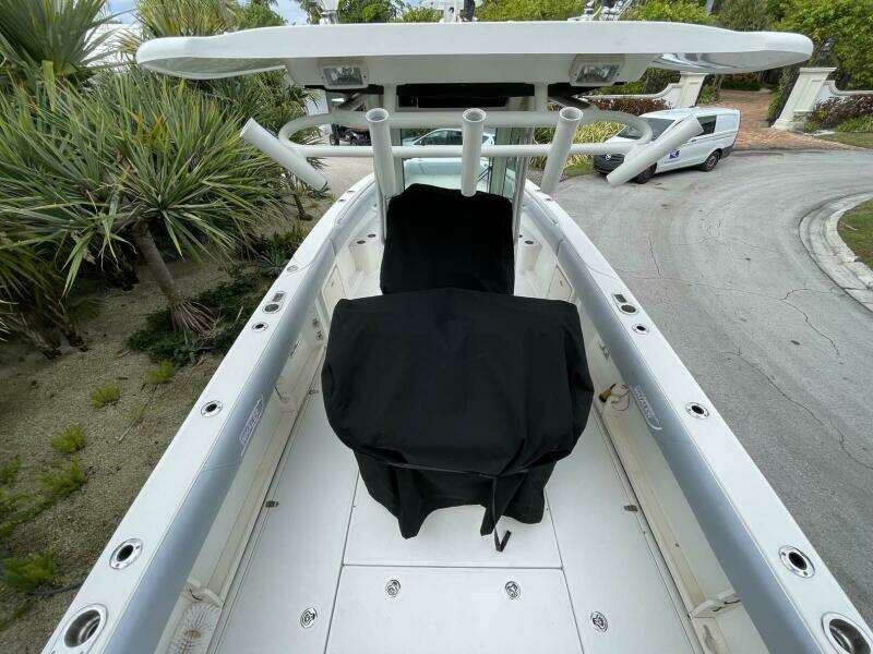 28ft Boston Whaler Yacht For Sale