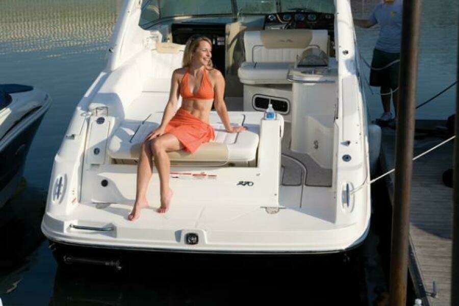28ft Sea Ray Yacht For Sale