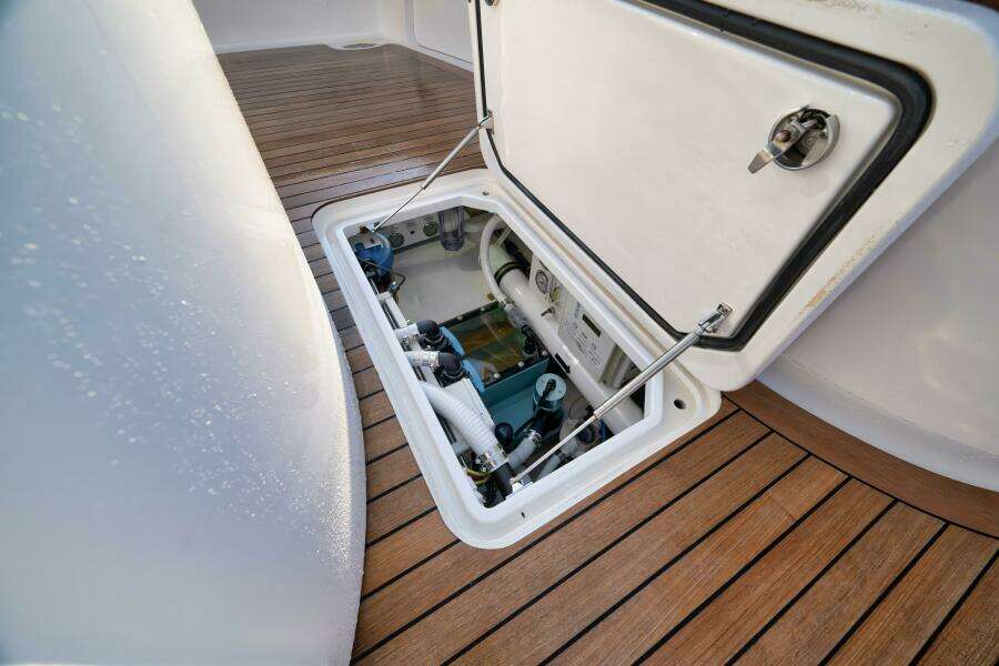 KARMA 46ft Winter Custom Yachts Yacht For Sale