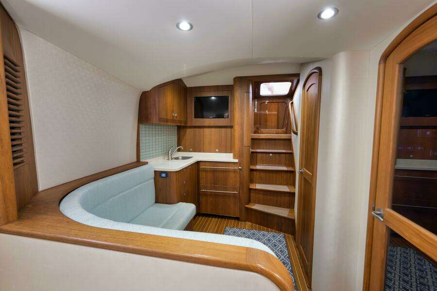 KARMA 46ft Winter Custom Yachts Yacht For Sale