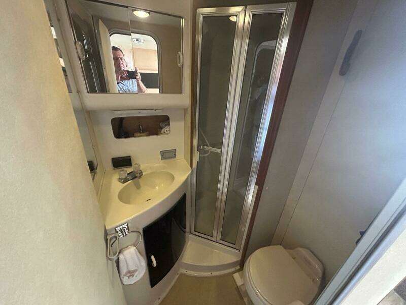 Sunny Side Up 34ft Silverton Yacht For Sale