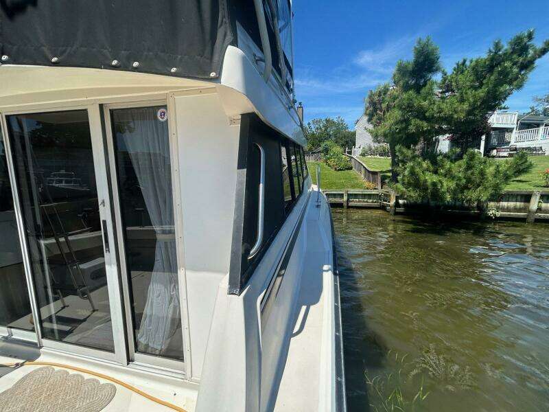 Sunny Side Up 34ft Silverton Yacht For Sale