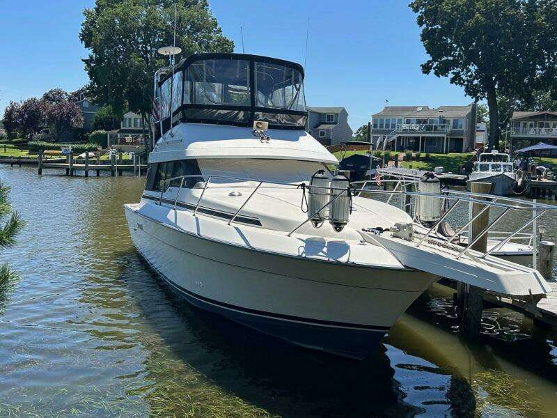 Sunny Side Up 34ft Silverton Yacht For Sale