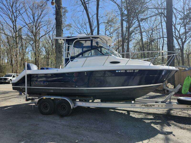 24ft Robalo Yacht For Sale