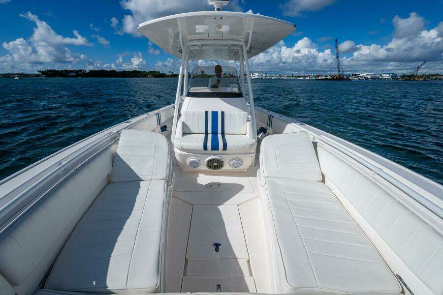 MATCH POINT 32ft Intrepid Yacht For Sale