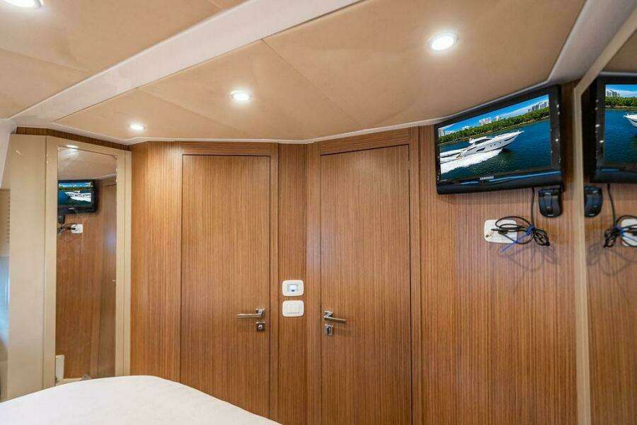 Endurance 50ft Azimut Yacht For Sale