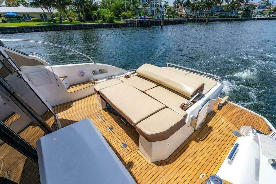 Endurance 50ft Azimut Yacht For Sale