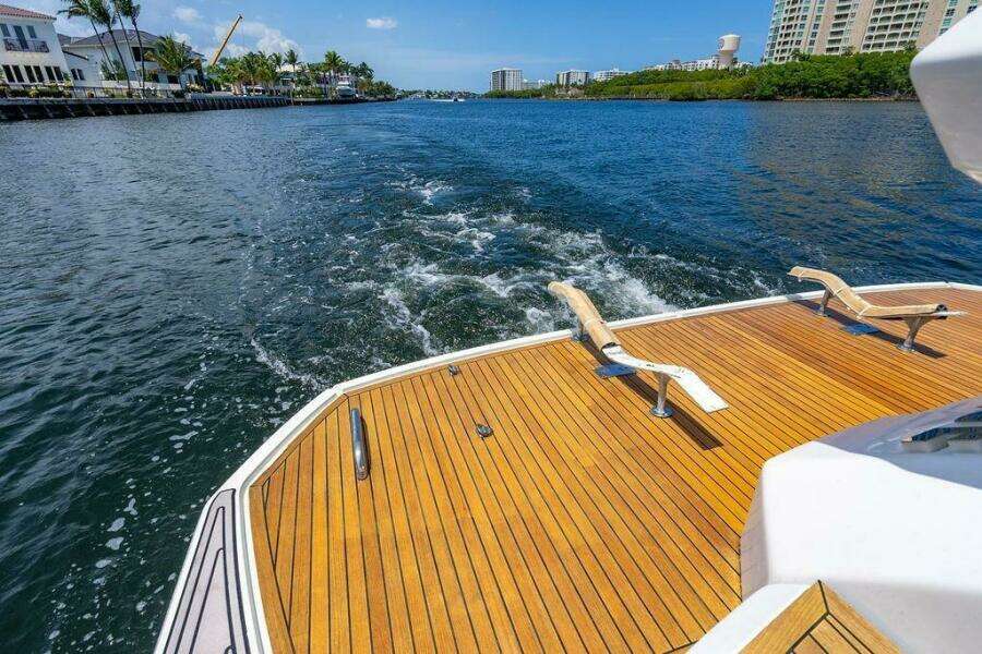 Endurance 50ft Azimut Yacht For Sale