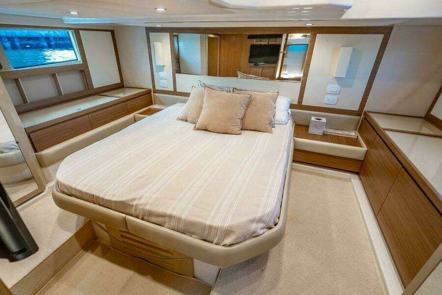 Endurance 50ft Azimut Yacht For Sale
