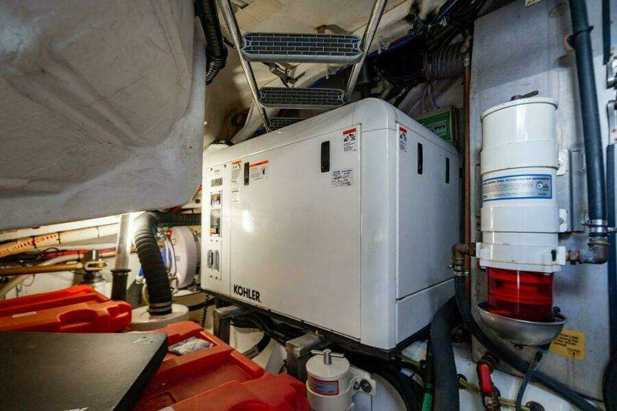 Endurance 50ft Azimut Yacht For Sale