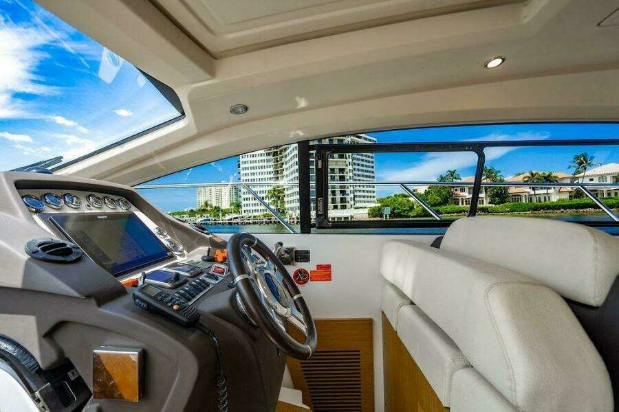 Endurance 50ft Azimut Yacht For Sale