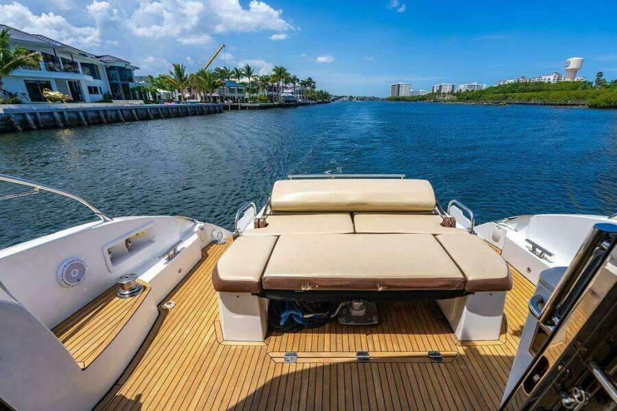 Endurance 50ft Azimut Yacht For Sale