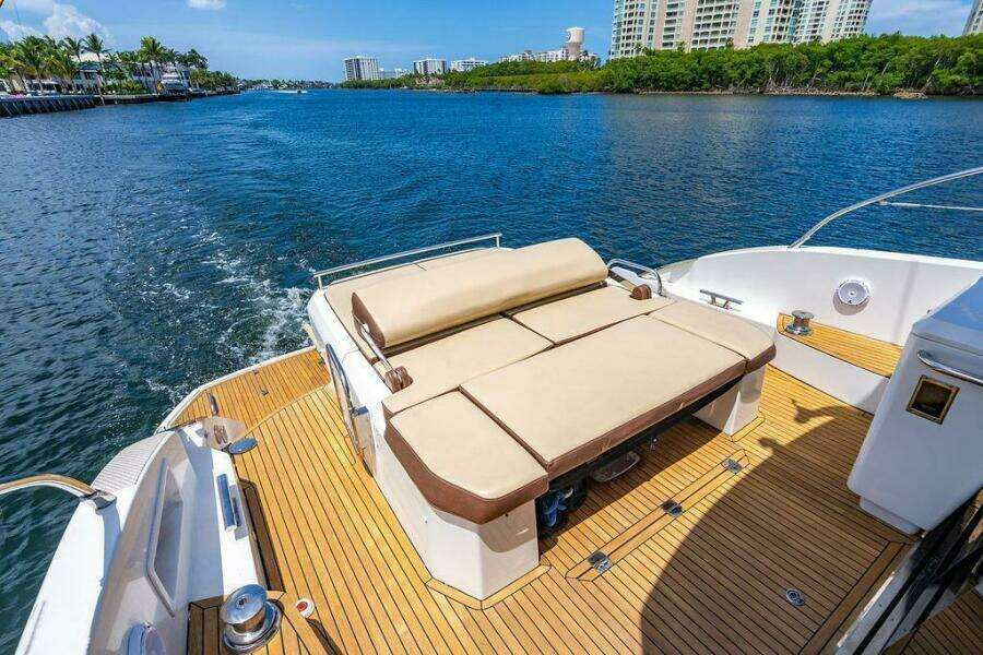 Endurance 50ft Azimut Yacht For Sale