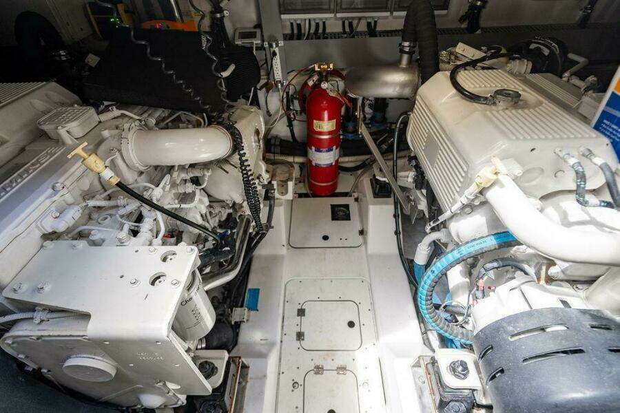 Endurance 50ft Azimut Yacht For Sale