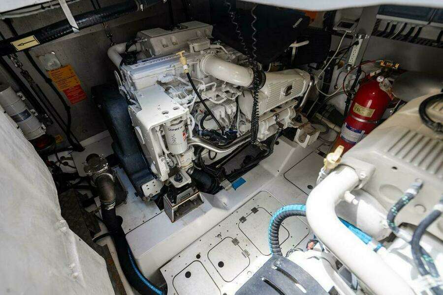 Endurance 50ft Azimut Yacht For Sale