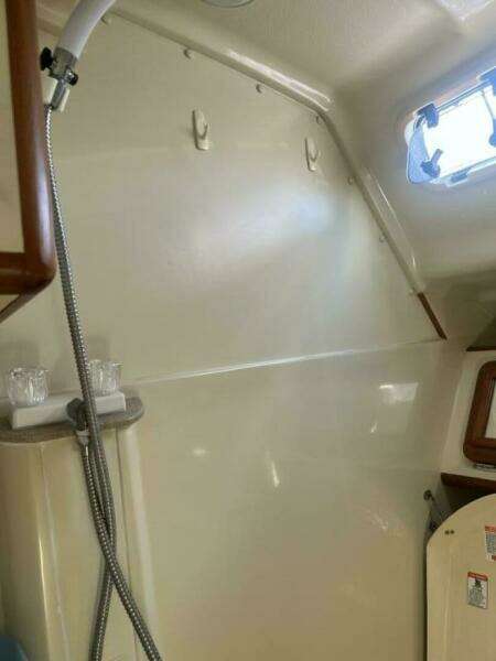 Wind Kist 43ft Hunter Yacht For Sale