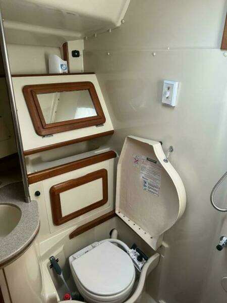 Wind Kist 43ft Hunter Yacht For Sale