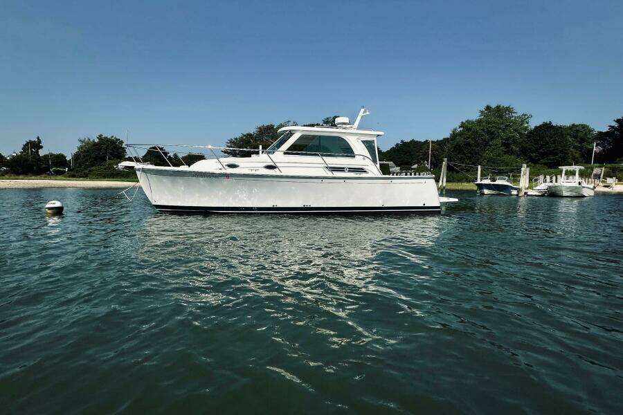 Sisters 30ft Back Cove Yacht For Sale