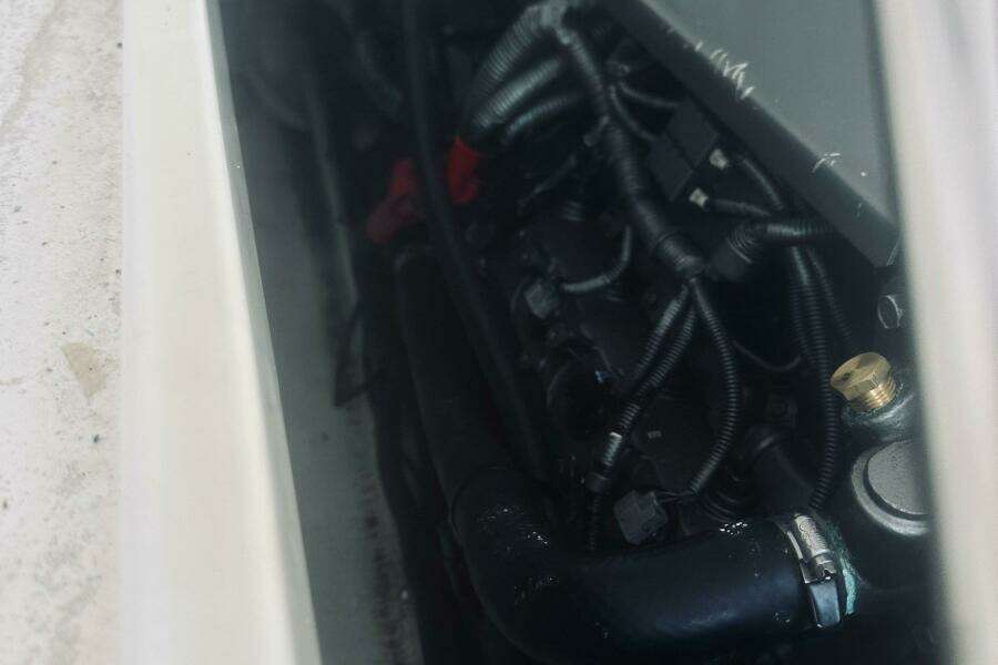 Sisters 30ft Back Cove Yacht For Sale