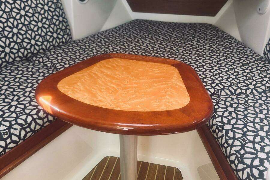 Sisters 30ft Back Cove Yacht For Sale