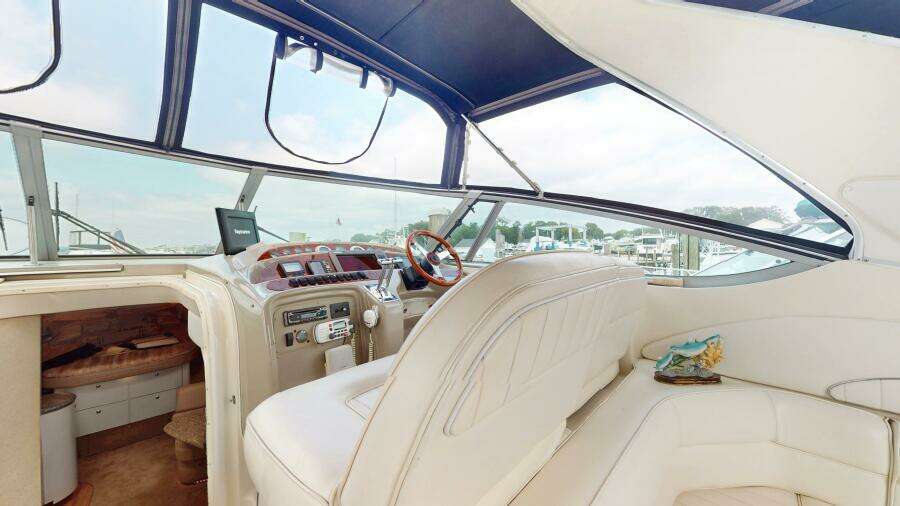 Ocean Castle 41ft Maxum Yacht For Sale