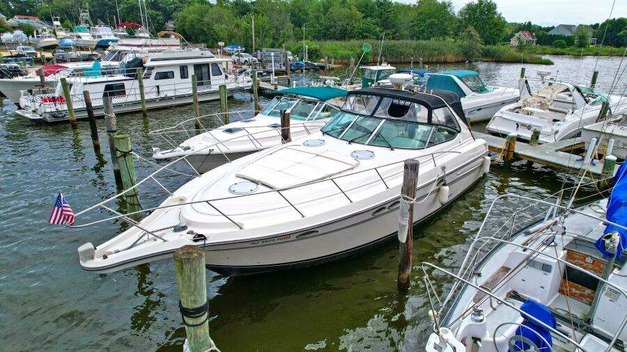 Ocean Castle 41ft Maxum Yacht For Sale