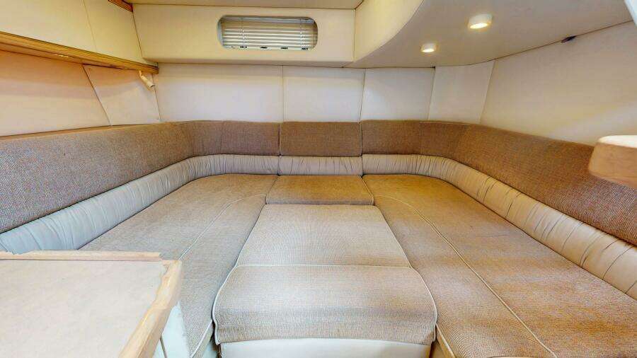 Ocean Castle 41ft Maxum Yacht For Sale