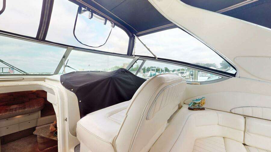 Ocean Castle 41ft Maxum Yacht For Sale
