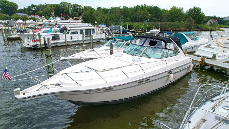 Ocean Castle 41ft Maxum Yacht For Sale