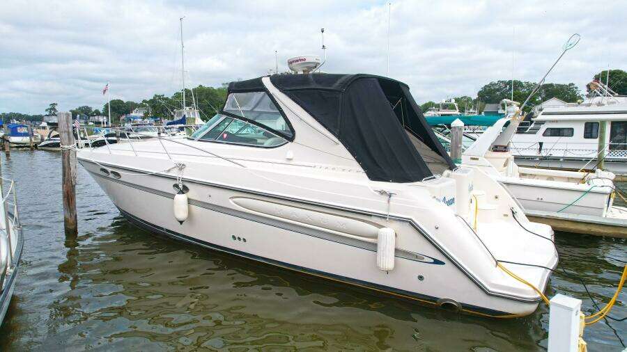 Ocean Castle 41ft Maxum Yacht For Sale