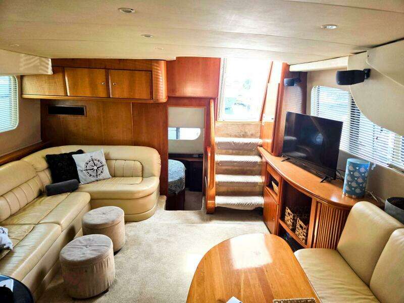 39ft Silverton Yacht For Sale