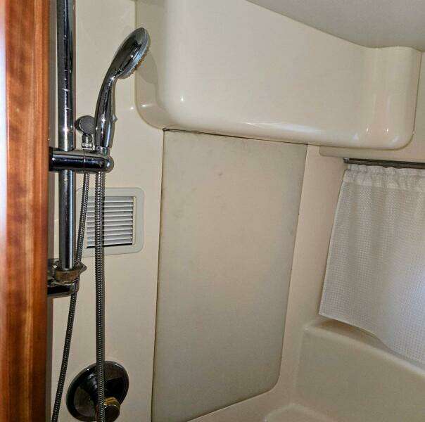39ft Silverton Yacht For Sale