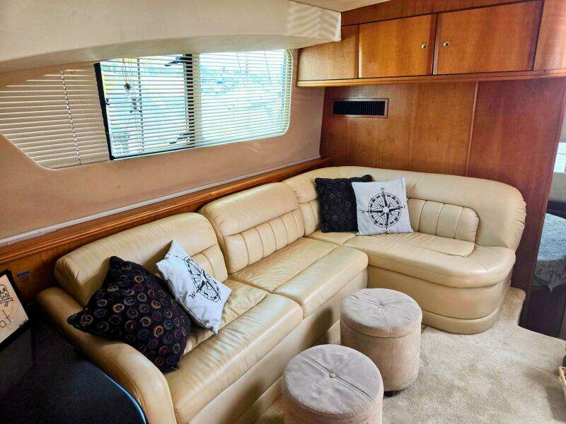 39ft Silverton Yacht For Sale