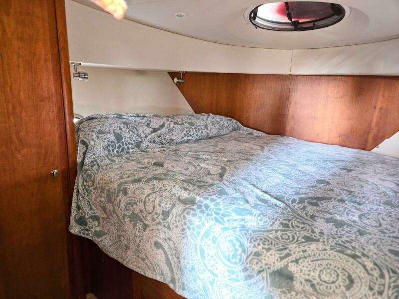 39ft Silverton Yacht For Sale