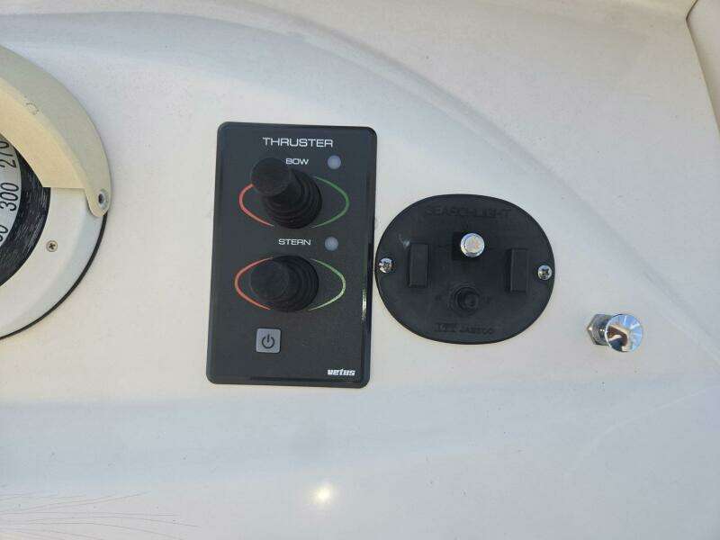 39ft Silverton Yacht For Sale