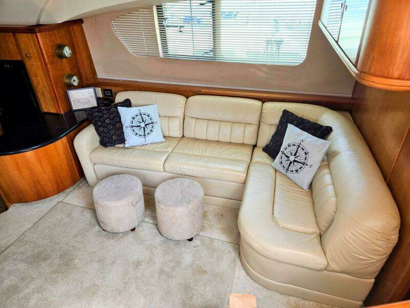 39ft Silverton Yacht For Sale