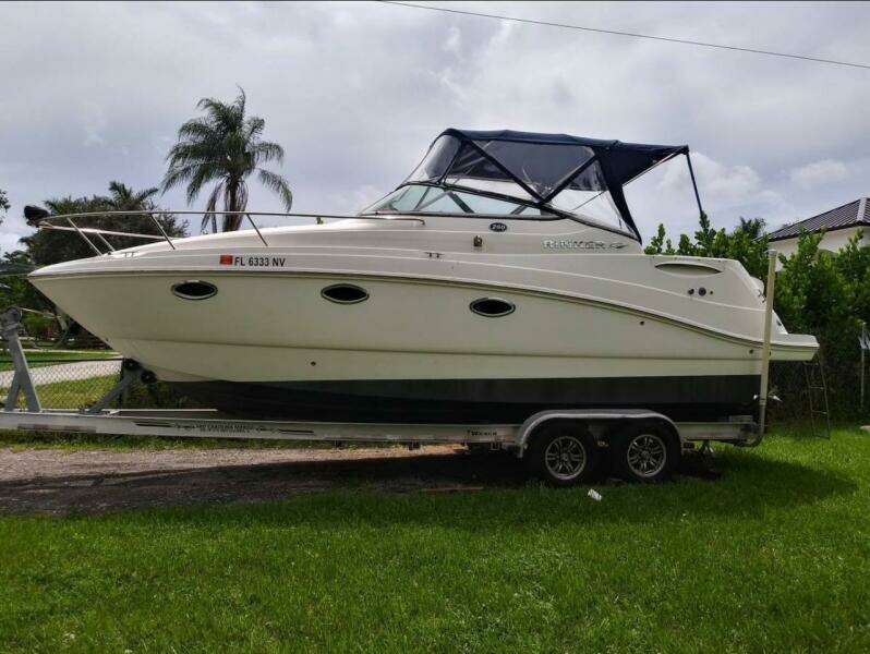 28ft Rinker Yacht For Sale