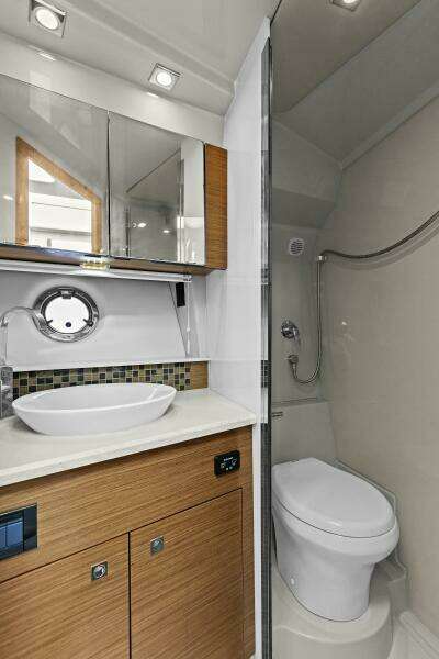 2014 45 Cruisers Yachts Cantius - Best Times Too 