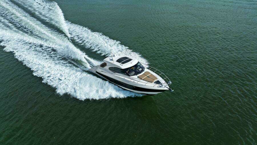 2014 45 Cruisers Yachts Cantius - Best Times Too 