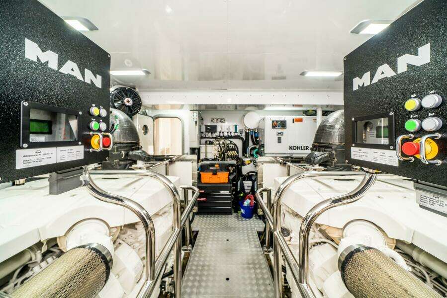 85ft Princess Yacht For Sale