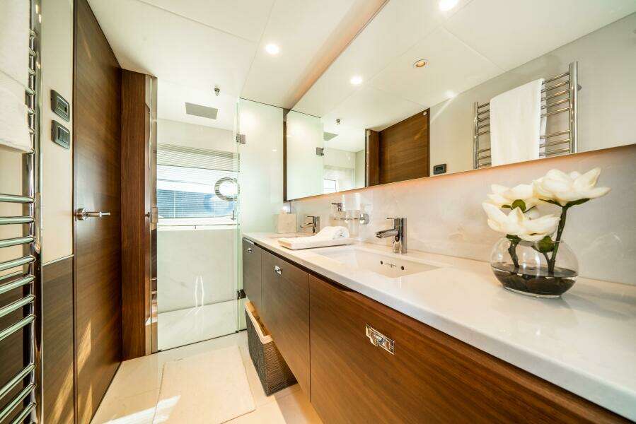 85ft Princess Yacht For Sale