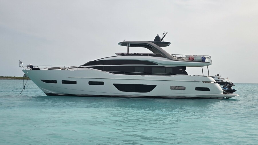 Photo of 2021 Princess 85'