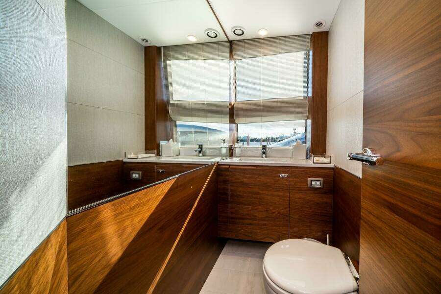85ft Princess Yacht For Sale