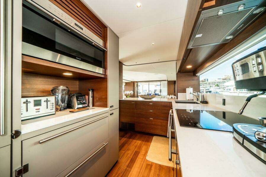 85ft Princess Yacht For Sale