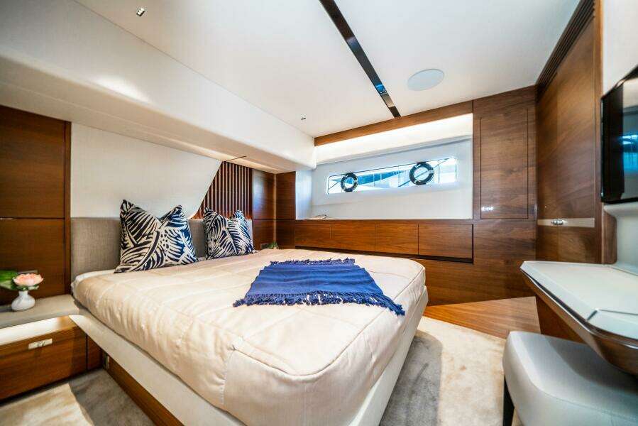 85ft Princess Yacht For Sale