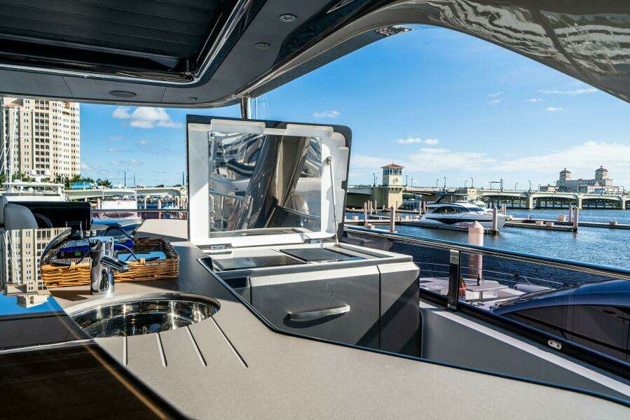 85ft Princess Yacht For Sale